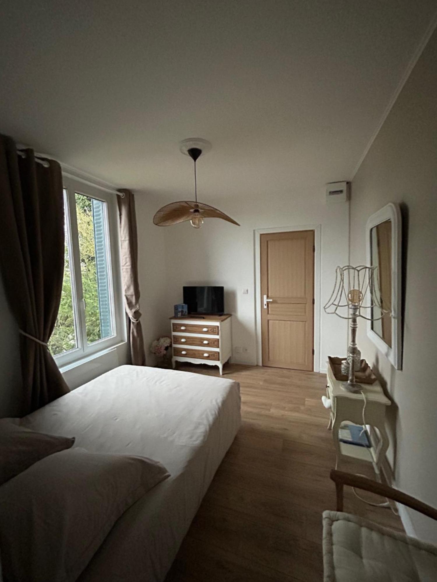 Studio 2 Chartres Gare Et Colisee A 100 M Екстериор снимка